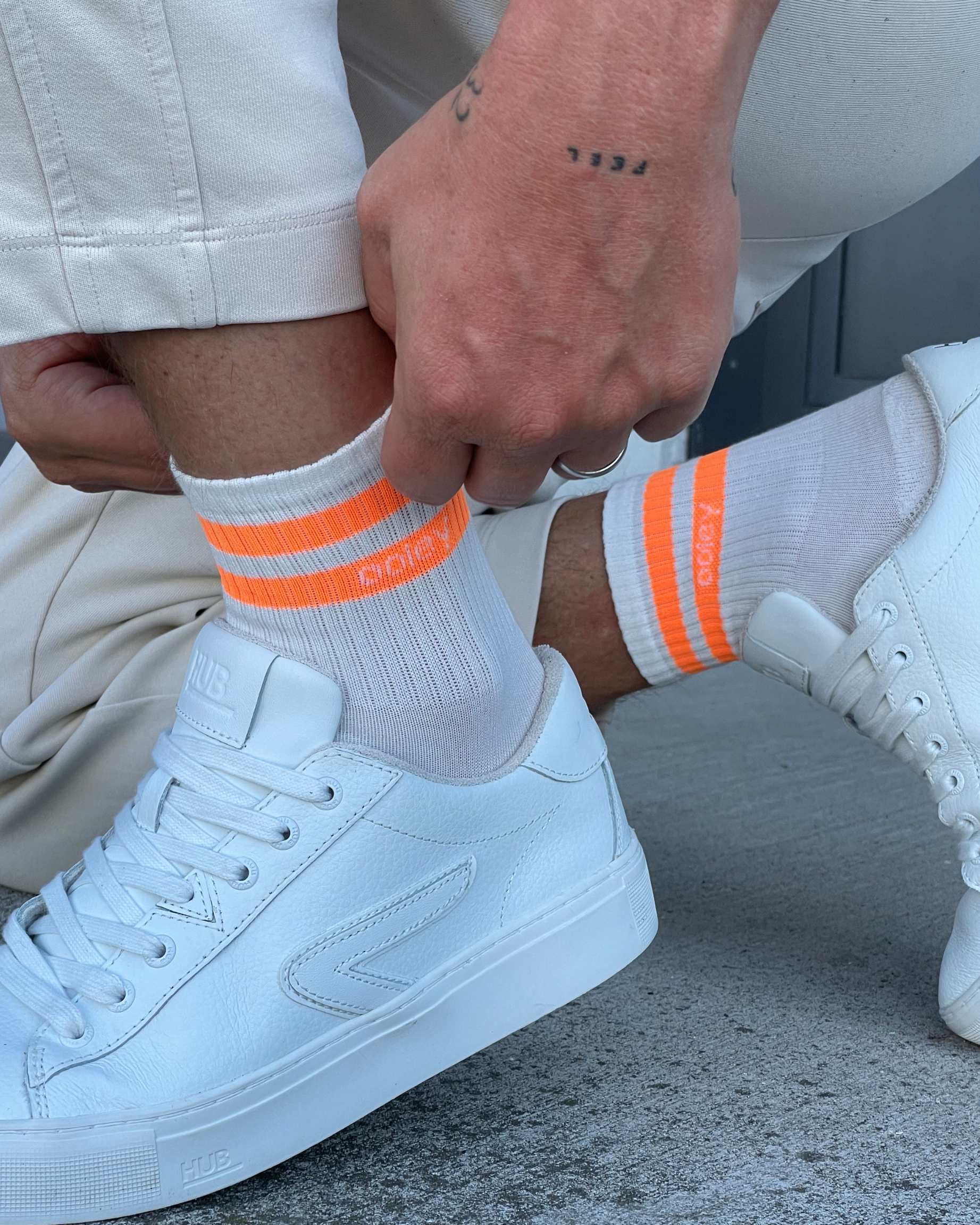 Streetmood - NEON Coral