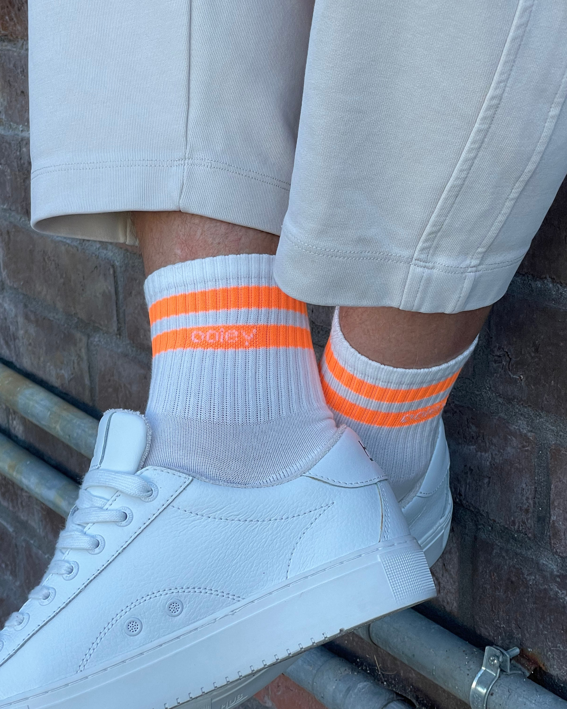 Streetmood - NEON Coral