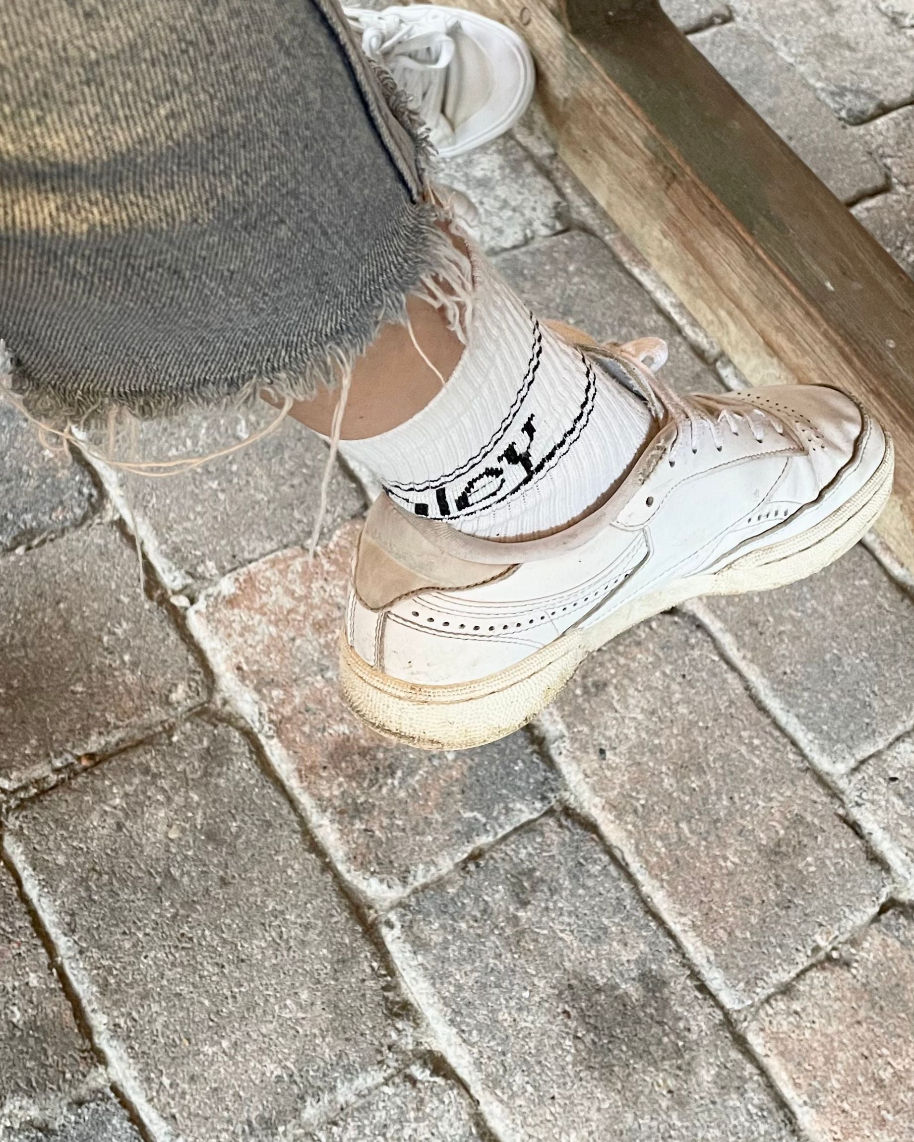 ooley - white