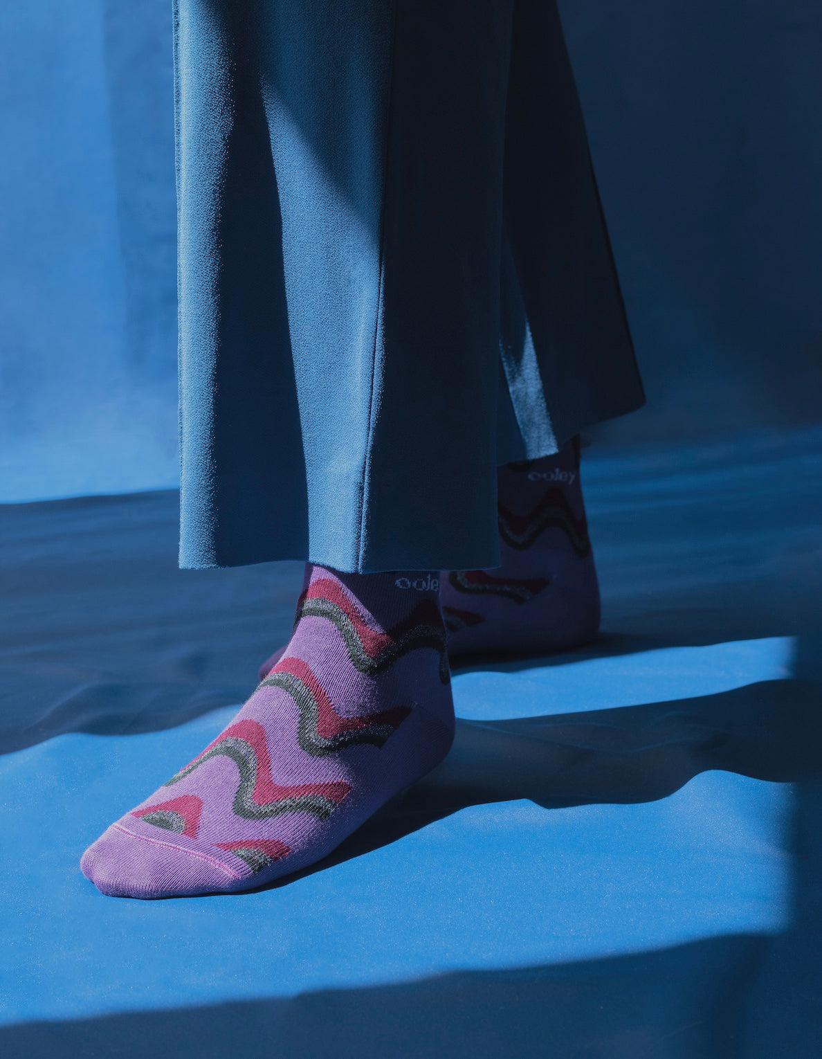 Retro waves - Plum